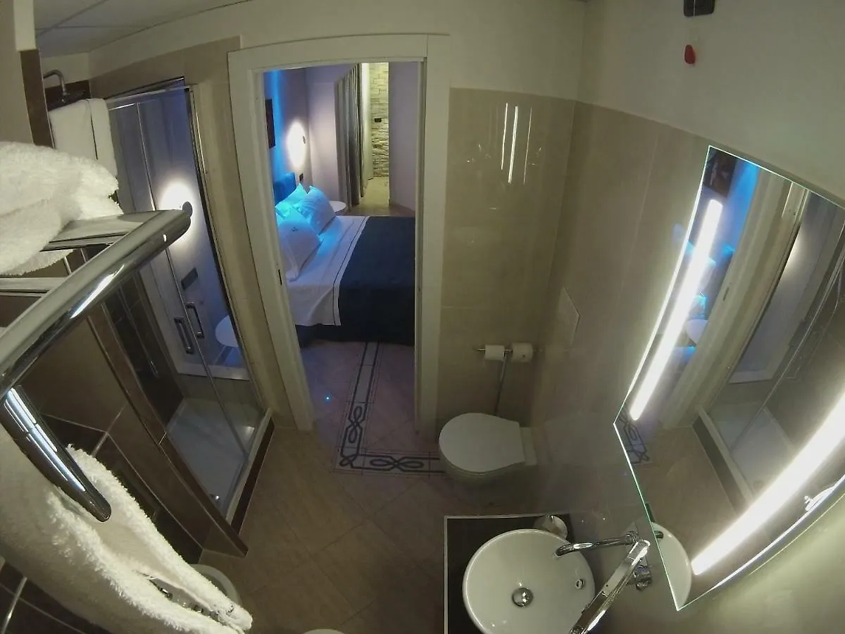 Sonevi Rooms Naples Guest house
