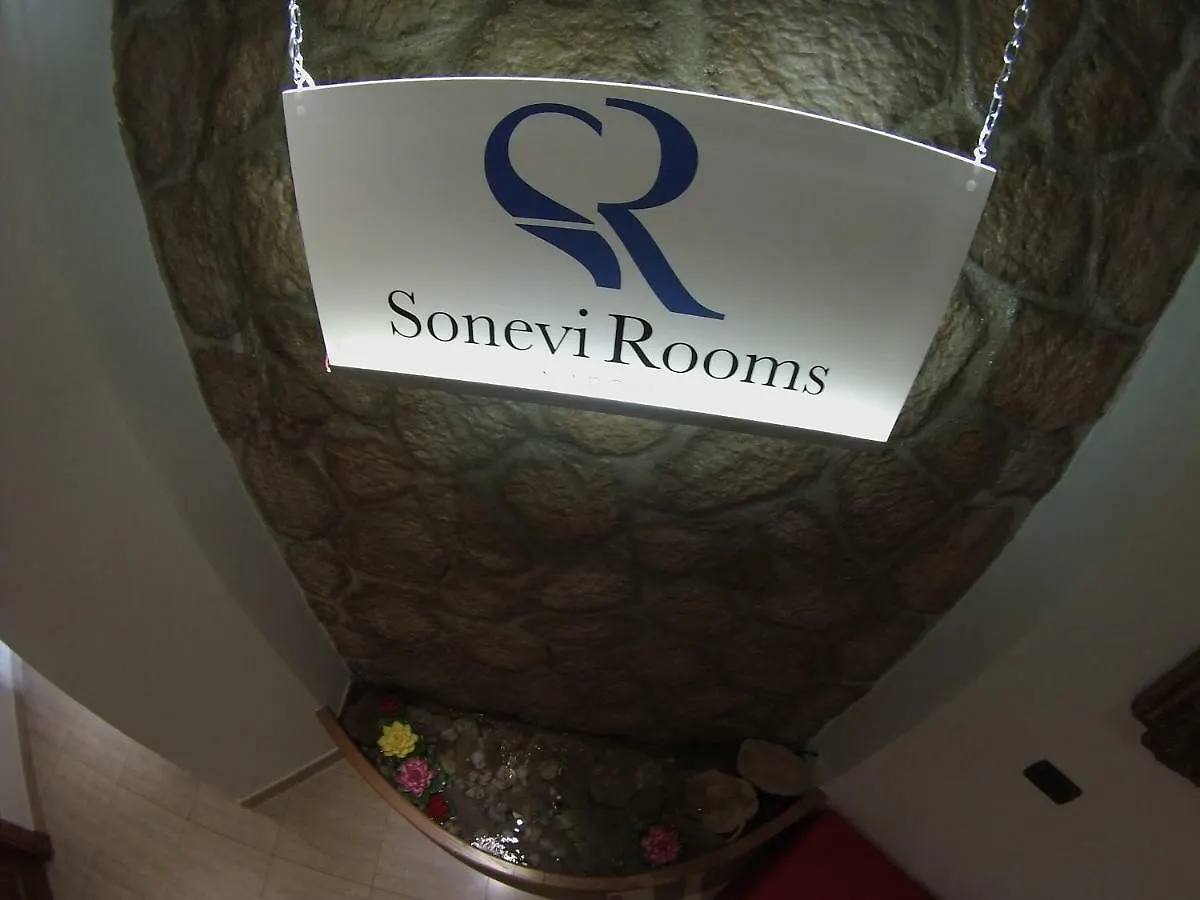 Sonevi Rooms Naples Guest house